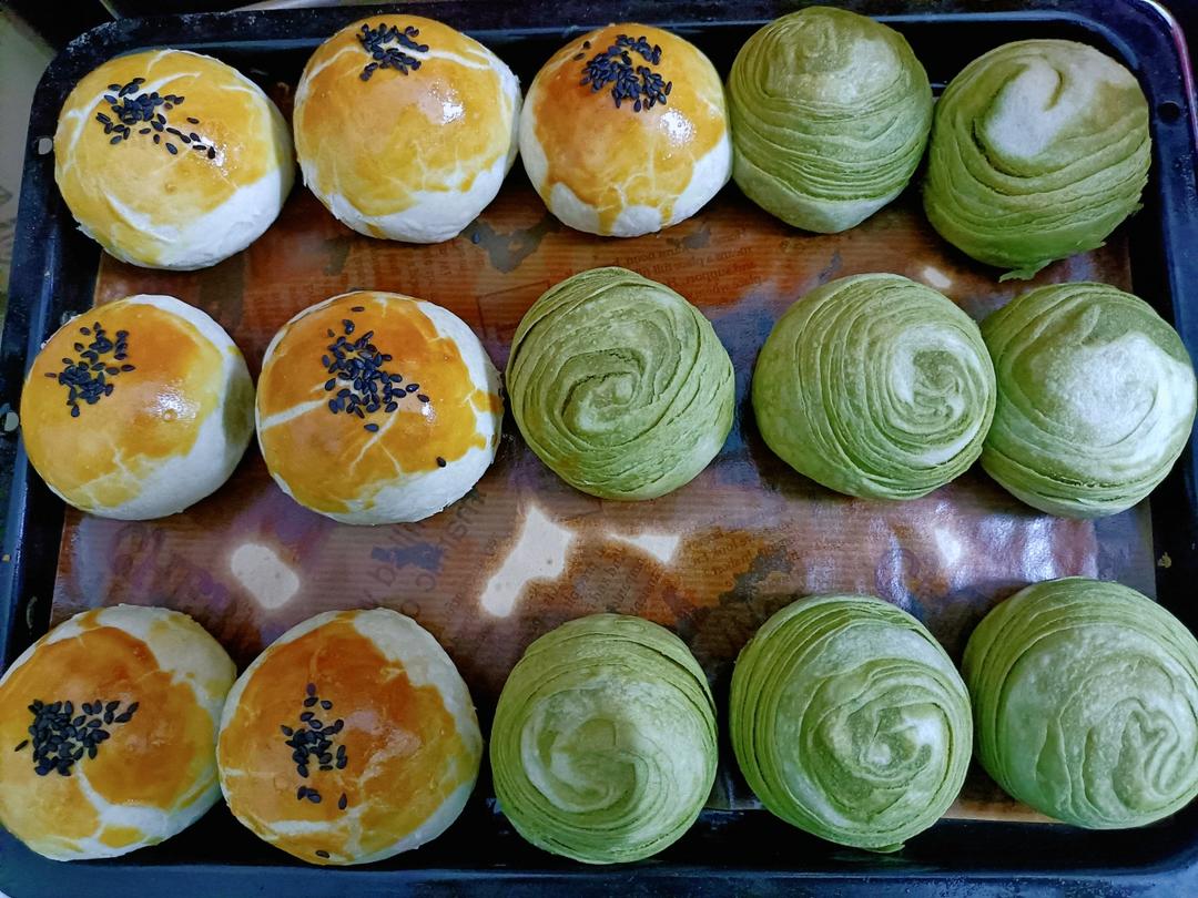 彩色蛋黄酥（酥到掉渣）