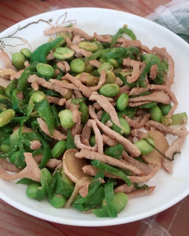 青椒毛豆炒肉丝