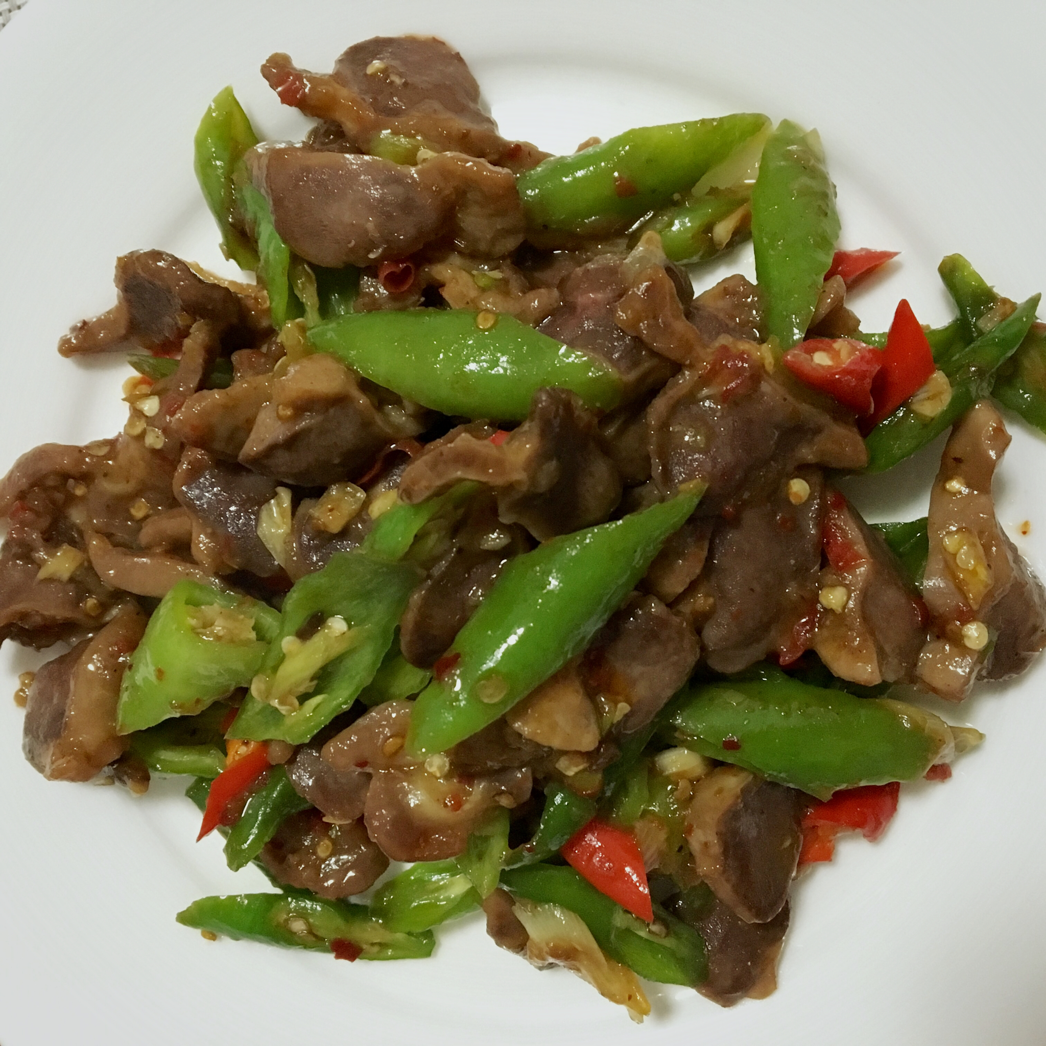 剁椒辣炒鸡胗