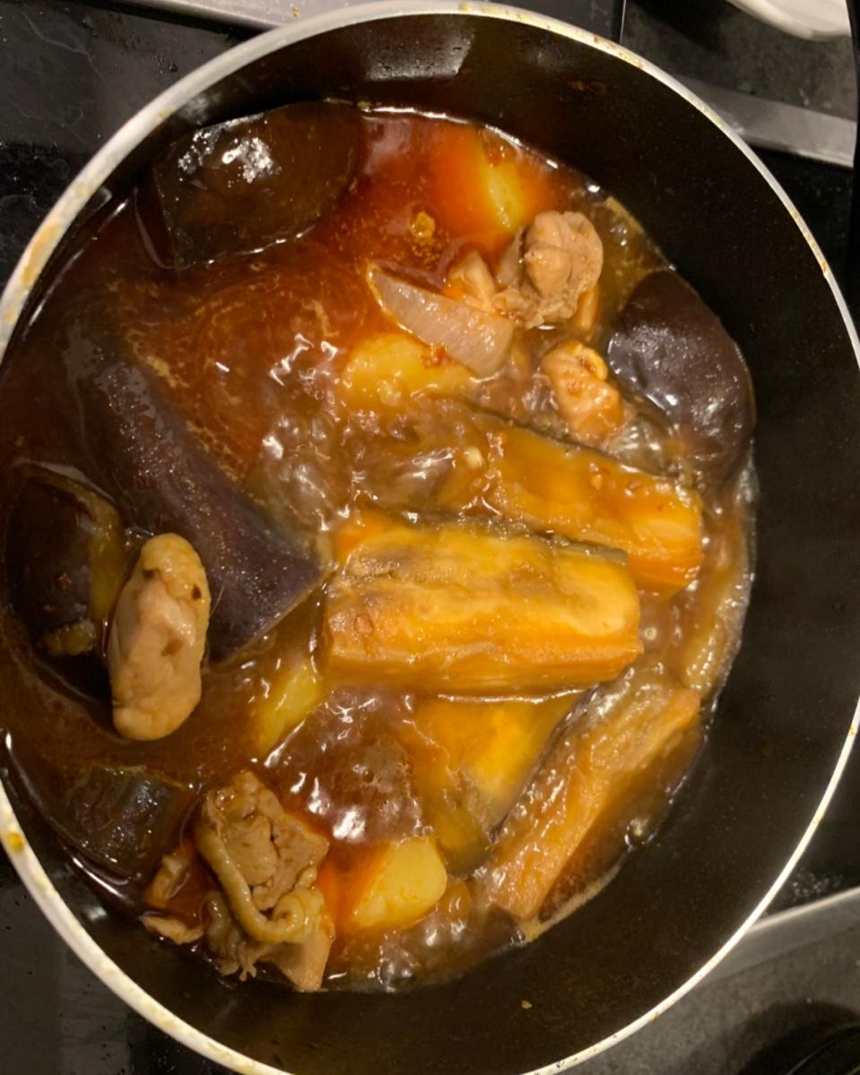 茄子鸡丁煲