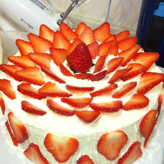 草莓蛋糕裱花
