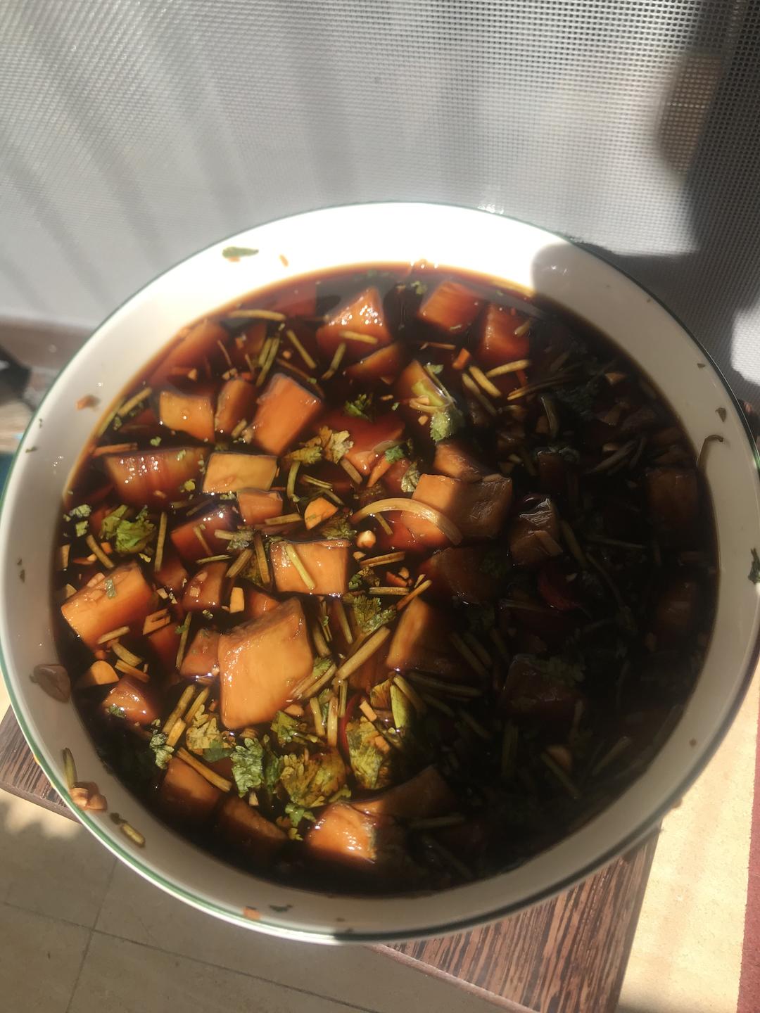 潮汕风味:腌芥蓝骨