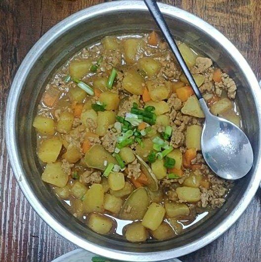 肉末土豆浇饭