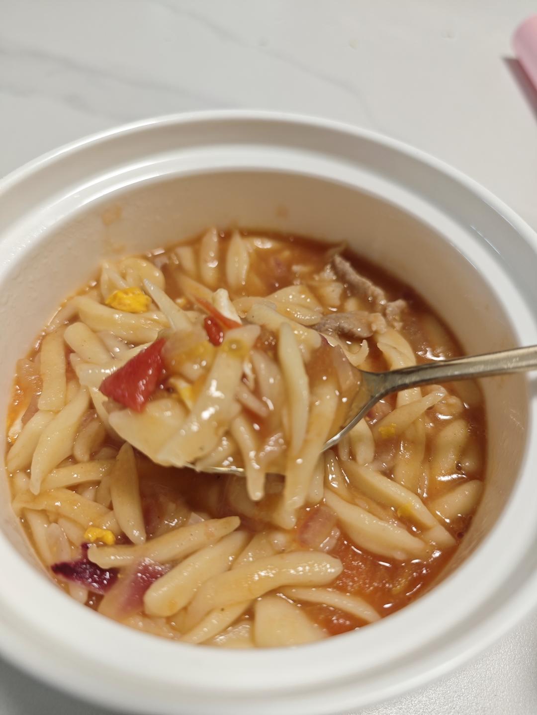 夏日开胃番茄剪刀面