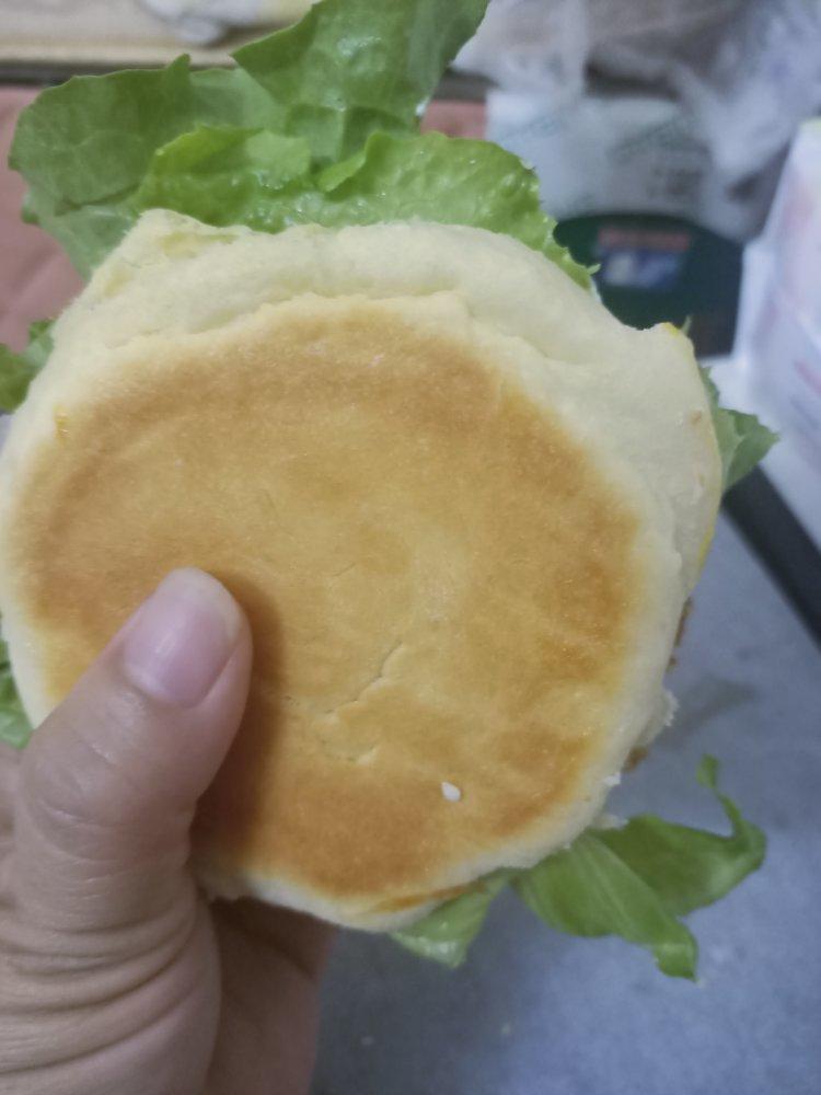 牛排汉堡🍔都有了🤔
