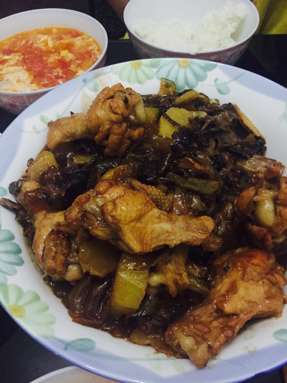 小鸡炖蘑菇