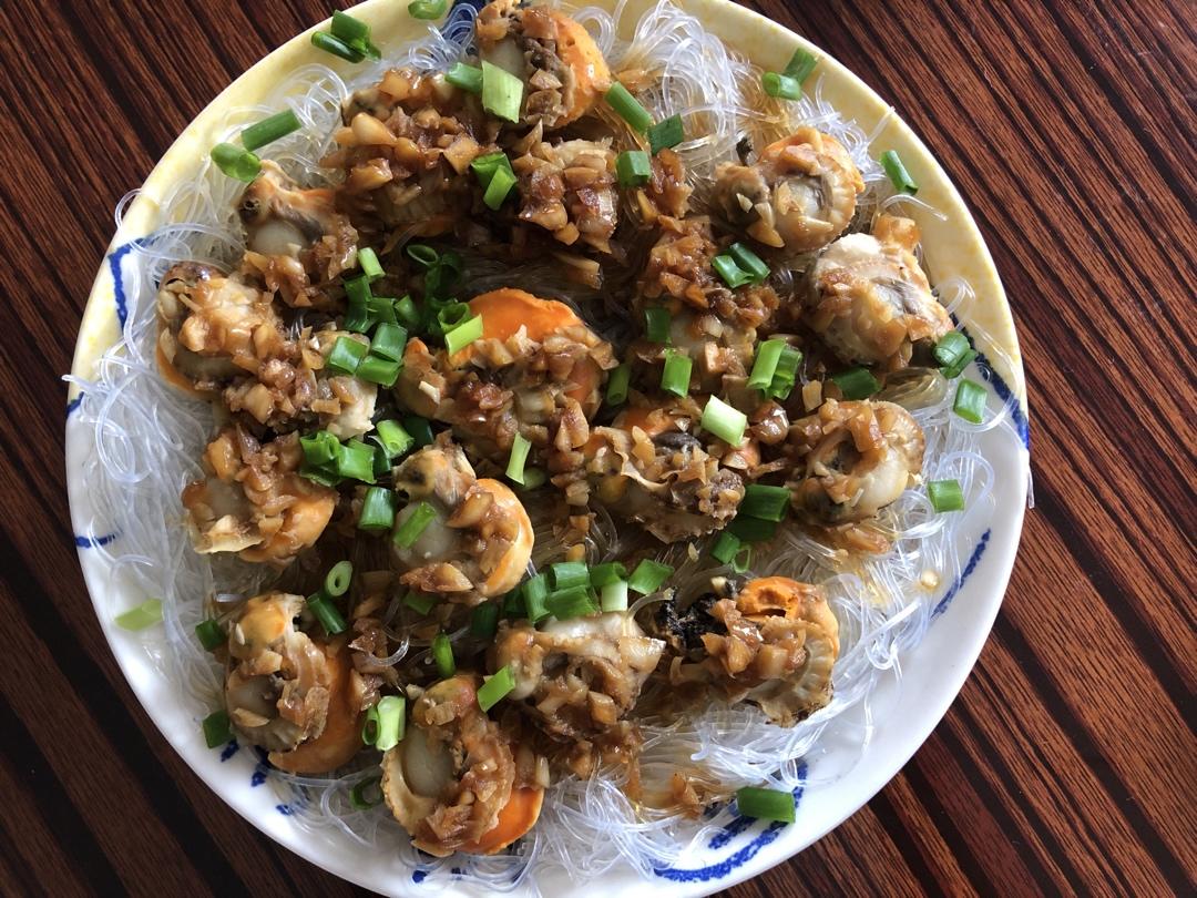 蒜蓉扇贝肉蒸粉丝