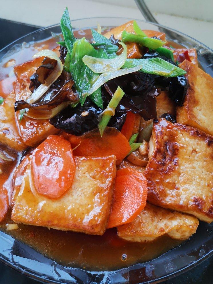 厨师长教你：“懒人烧豆腐”的家常做法，很简单懒人的做法，收藏