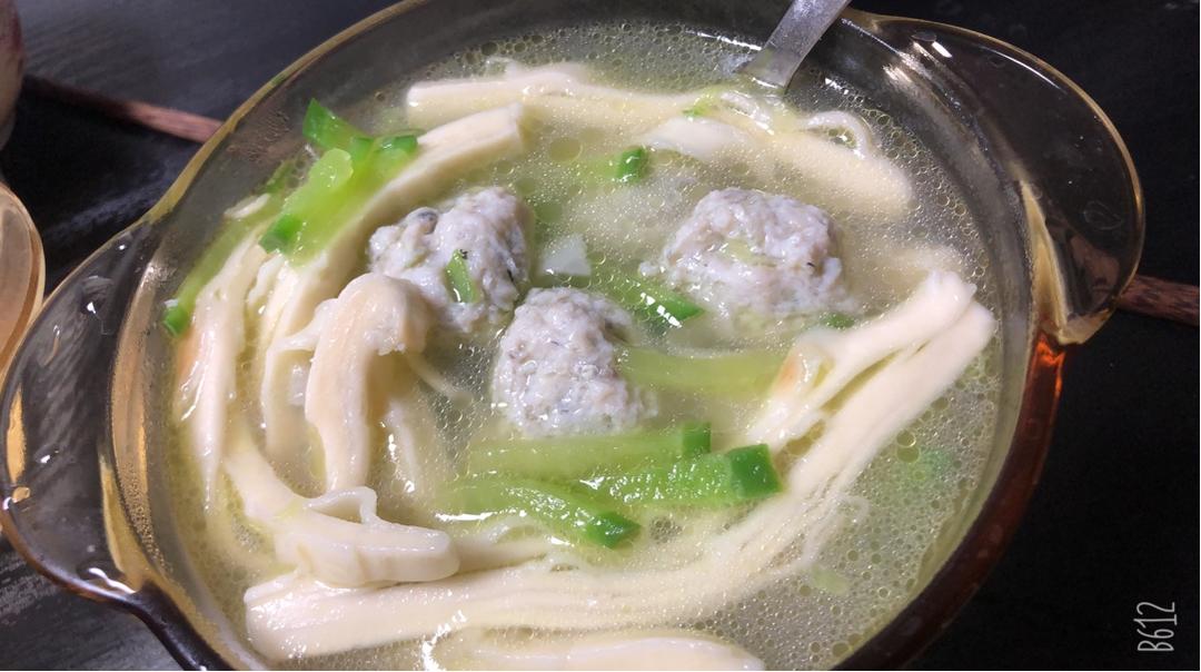 手做【鲅鱼丸子汤】
