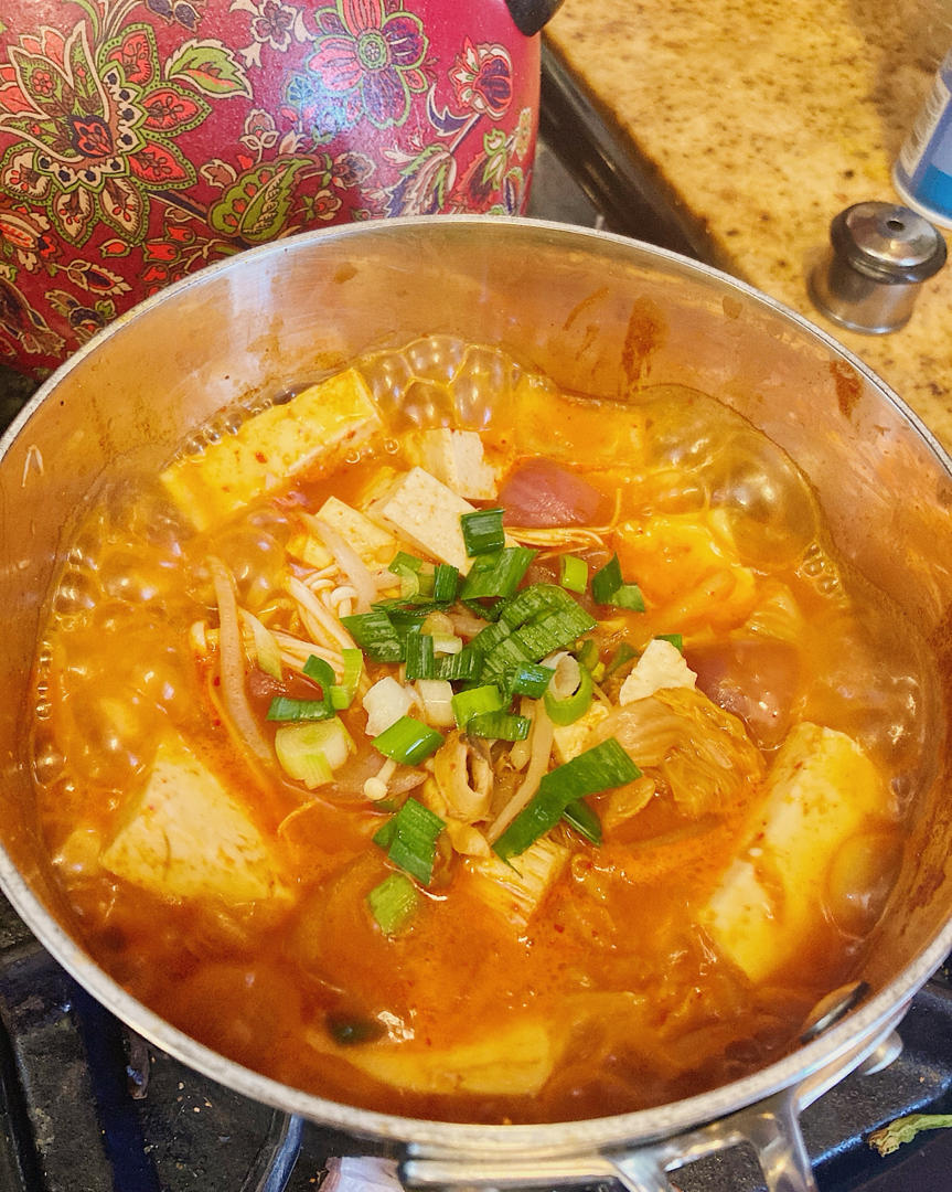 韩式泡菜豆腐锅/辣白菜豆腐汤