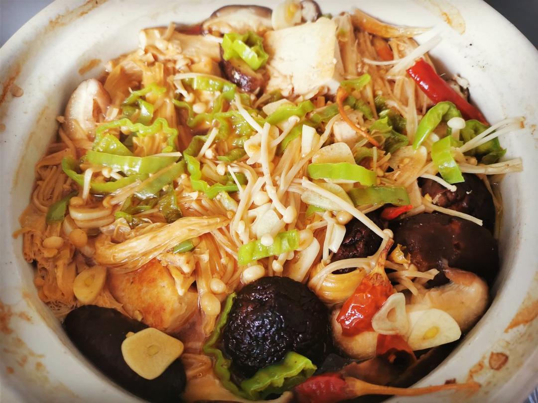 简单好味一锅焖【家常豆腐煲】，热乎又下饭！