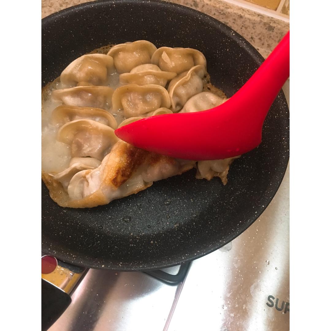 脆底煎饺