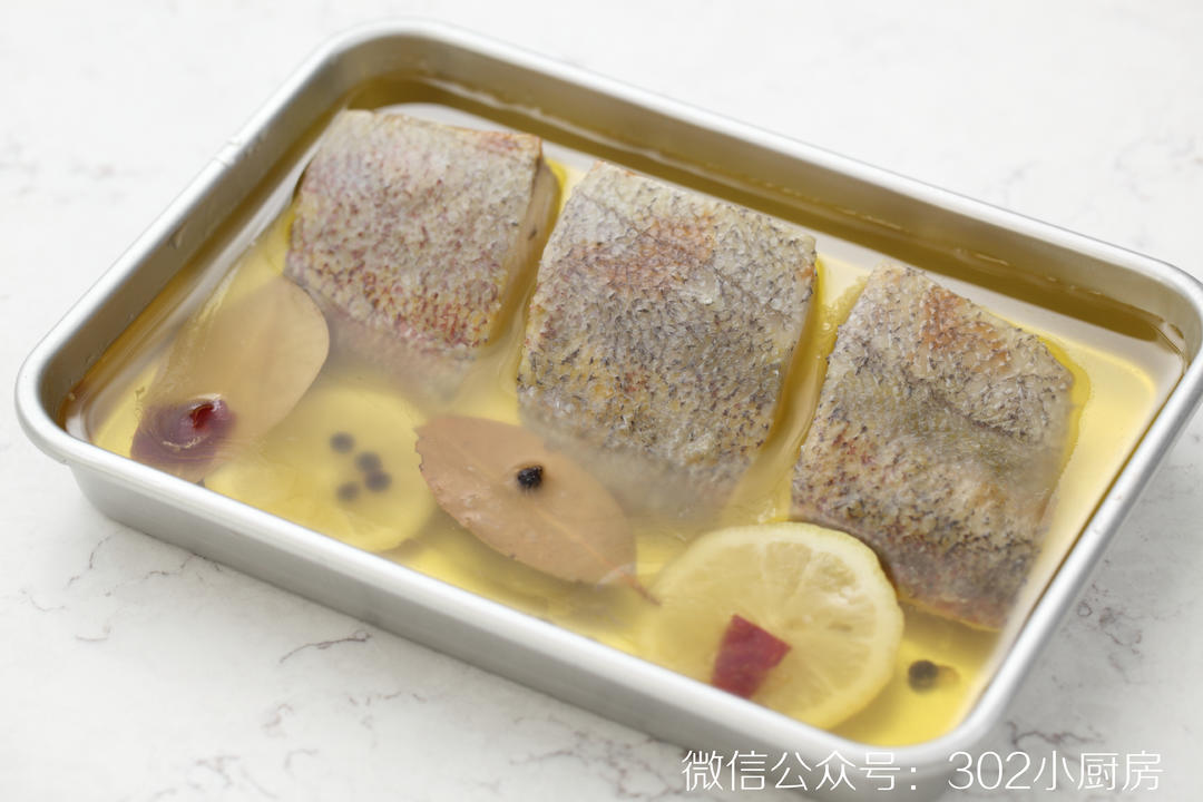 【0708】油渍鰤鱼 <302小厨房>的做法