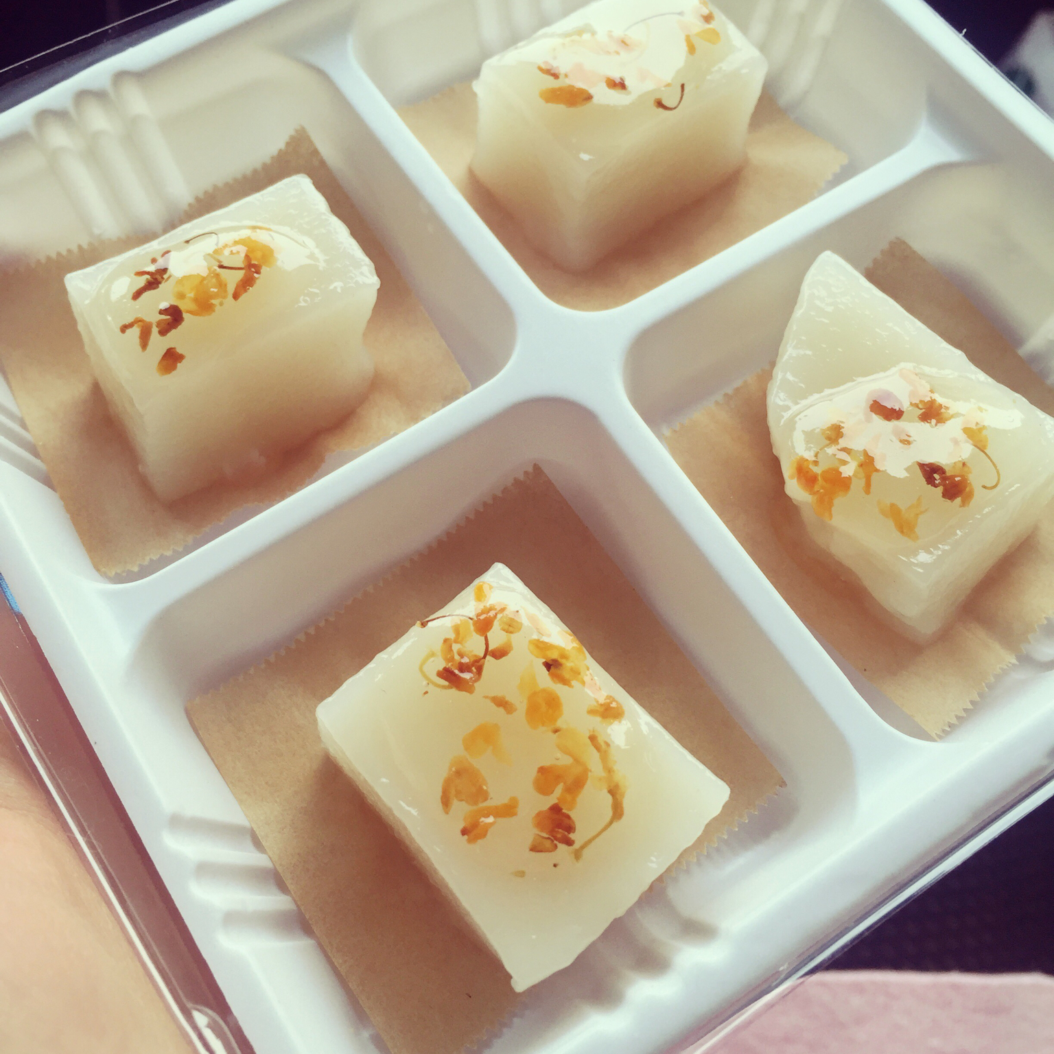 蔡蔡老师做的水晶桂花糕