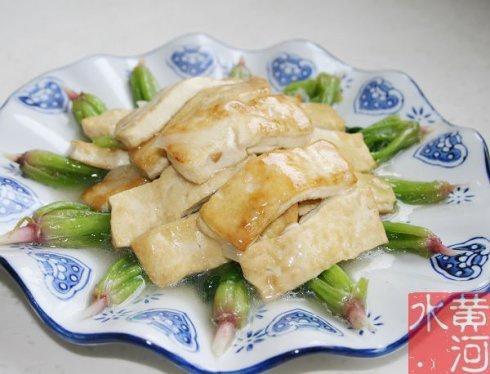 菠菜烧豆腐的做法