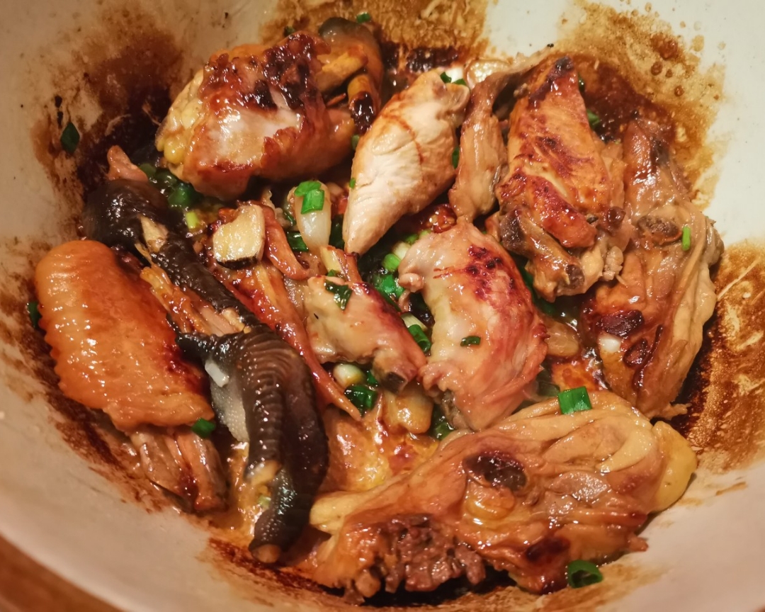 快手美味：砂锅干焖鸡的做法
