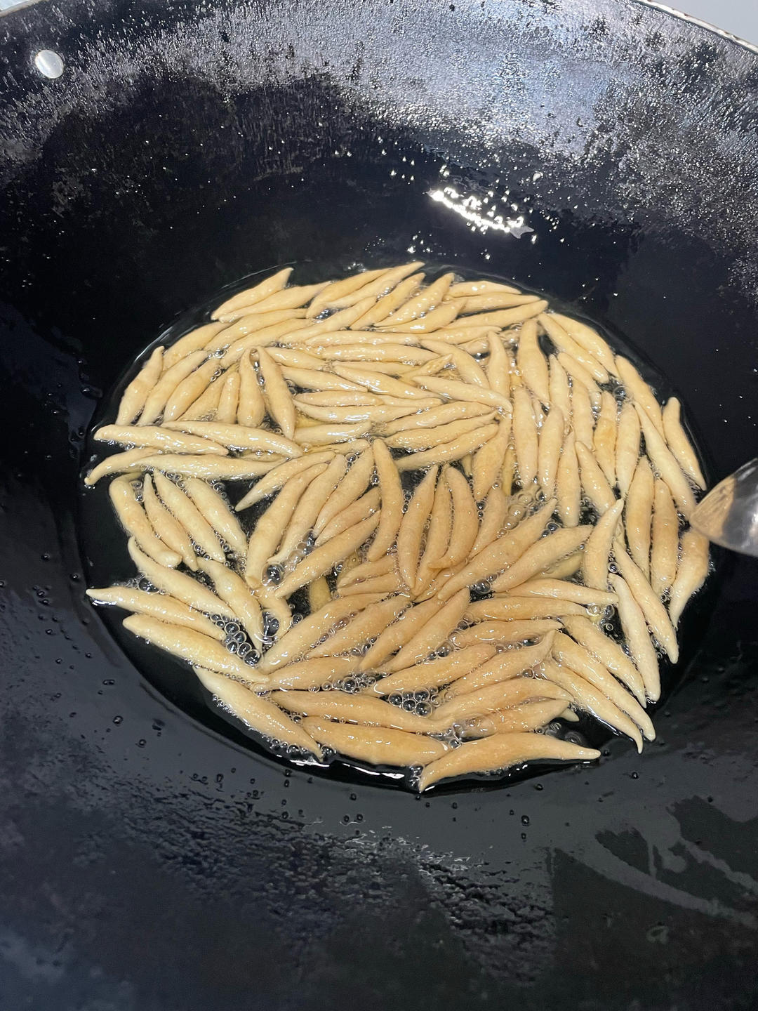 家乡年节小吃-蚕吹