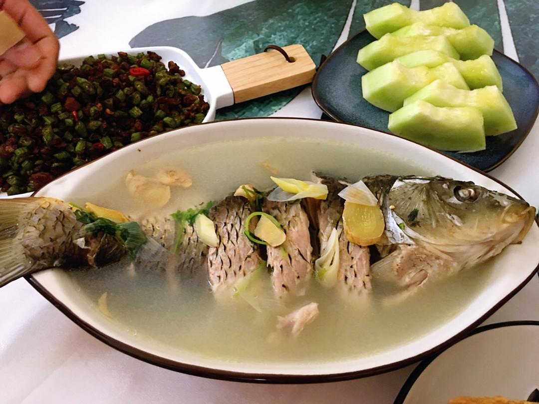 清炖鲤鱼