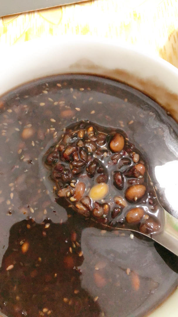 生发养发的三黑粥，营养美味、补肾益气👩🏻