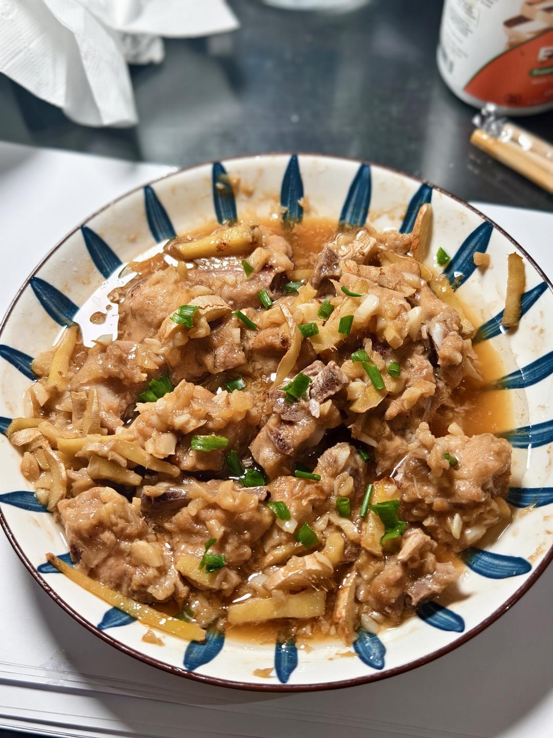 排骨怎么蒸才嫩？第一步先焯水就错了，记住这个窍门排骨嫩滑多汁