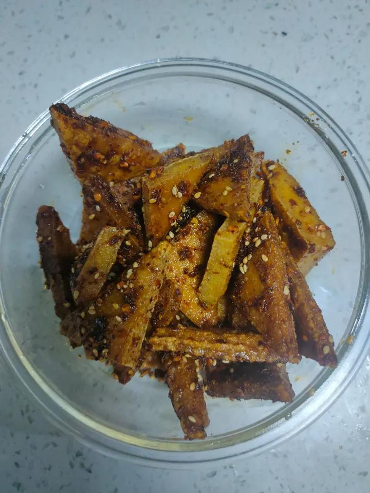 两步搞定一碟，冷吃香辣豆干！
