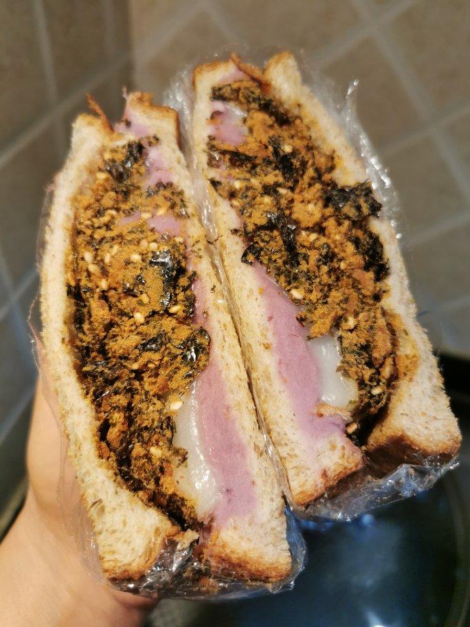 快手早餐-芋泥肉松吐司