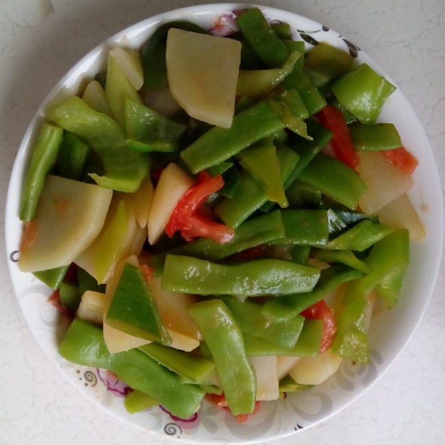 土豆炖豆角