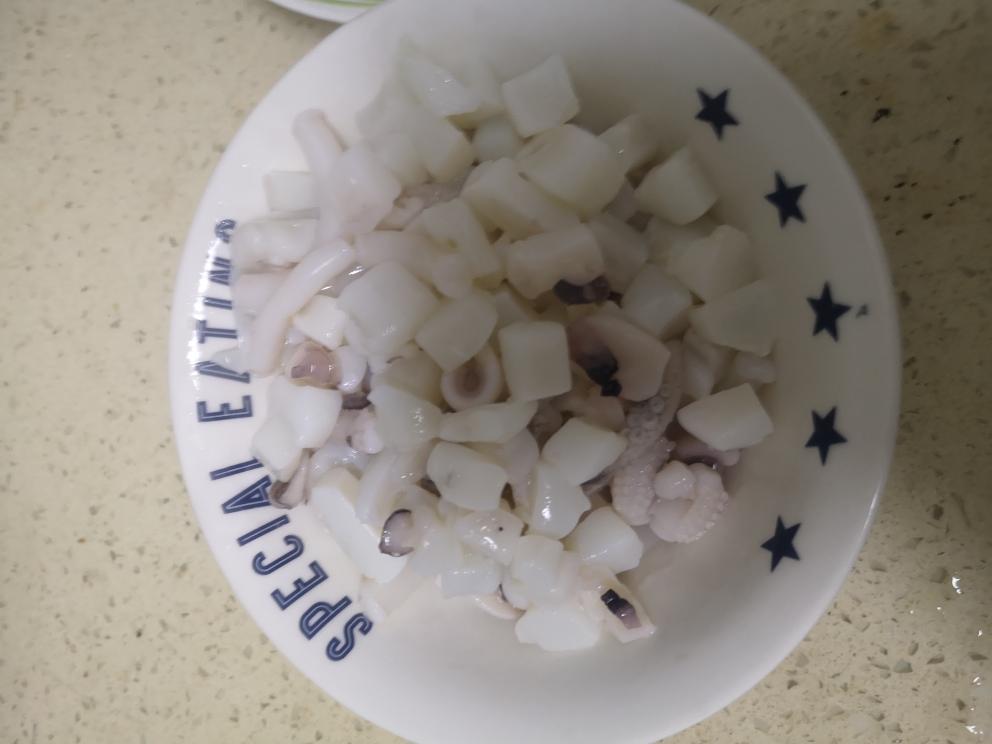 墨鱼的两种吃法之墨鱼面