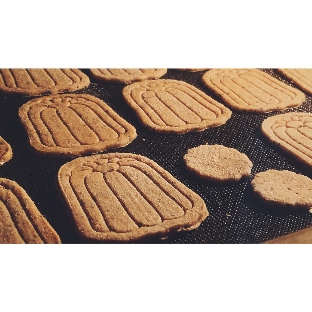 无糖少油的奇亚籽燕麦饼干