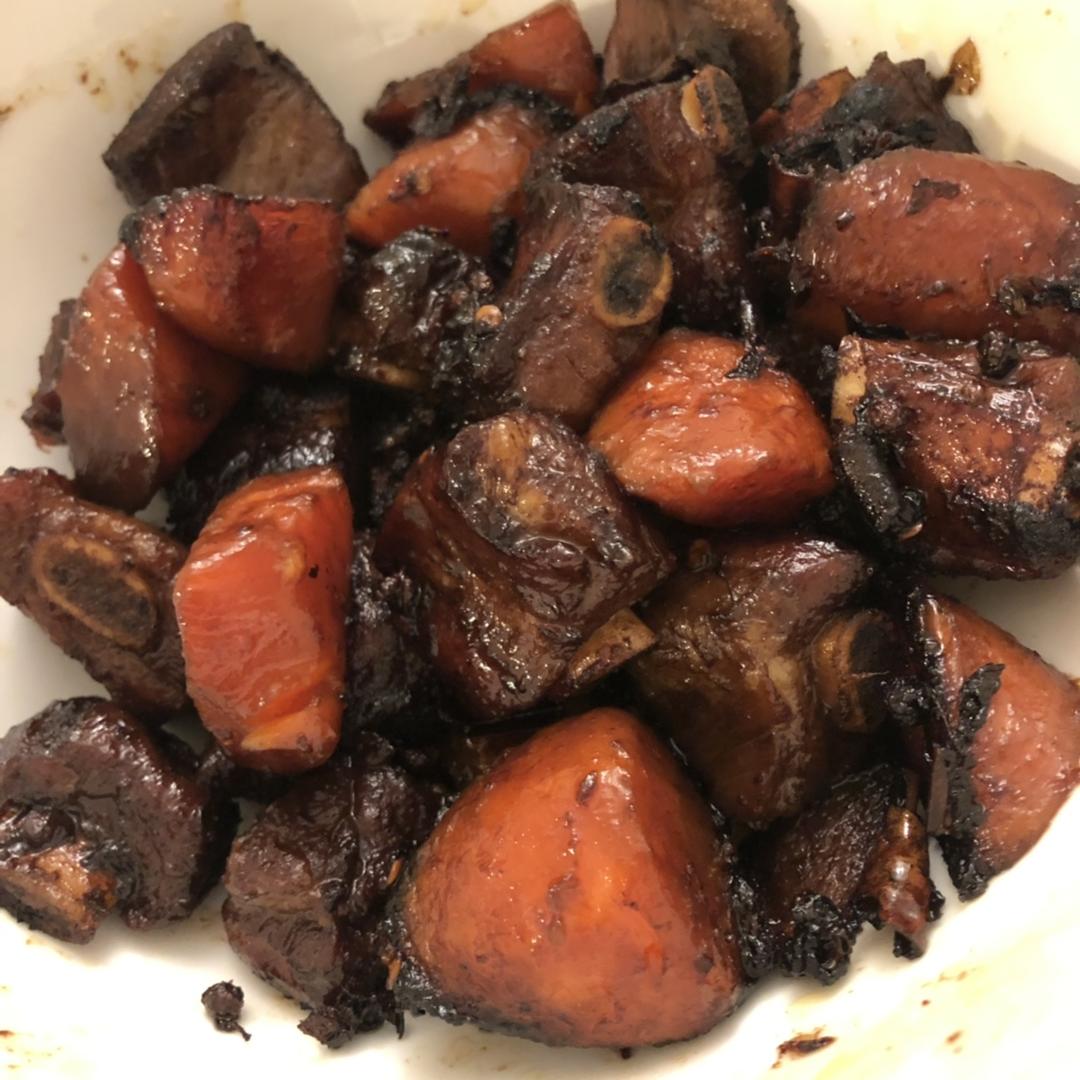 胡萝卜烧排骨