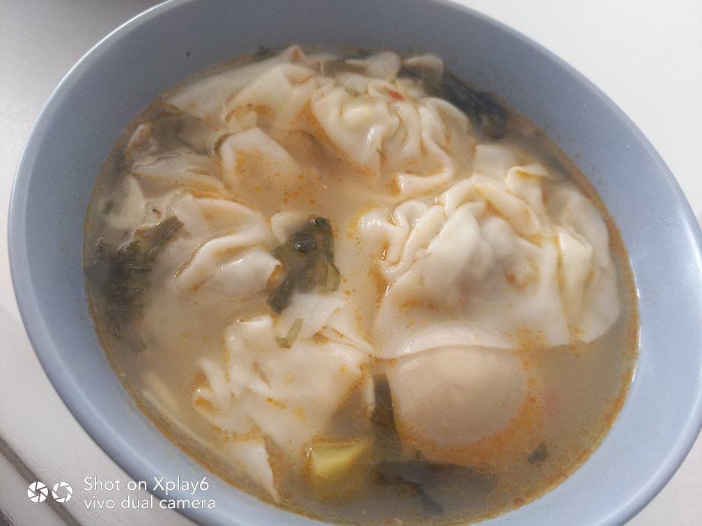 鲜肉虾仁玉米馄饨