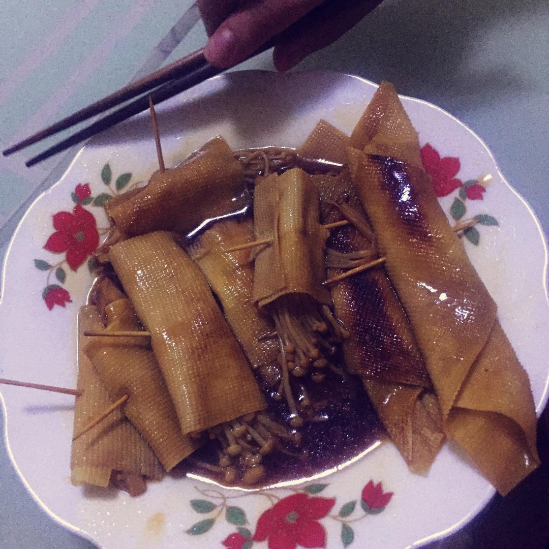 比肉还好吃的金针菇豆皮卷