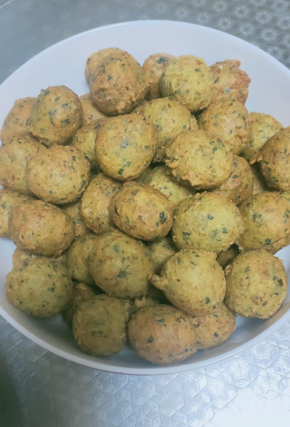 香酥豆腐丸子（外酥里嫩）