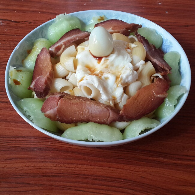 饥饿的小鸟面条