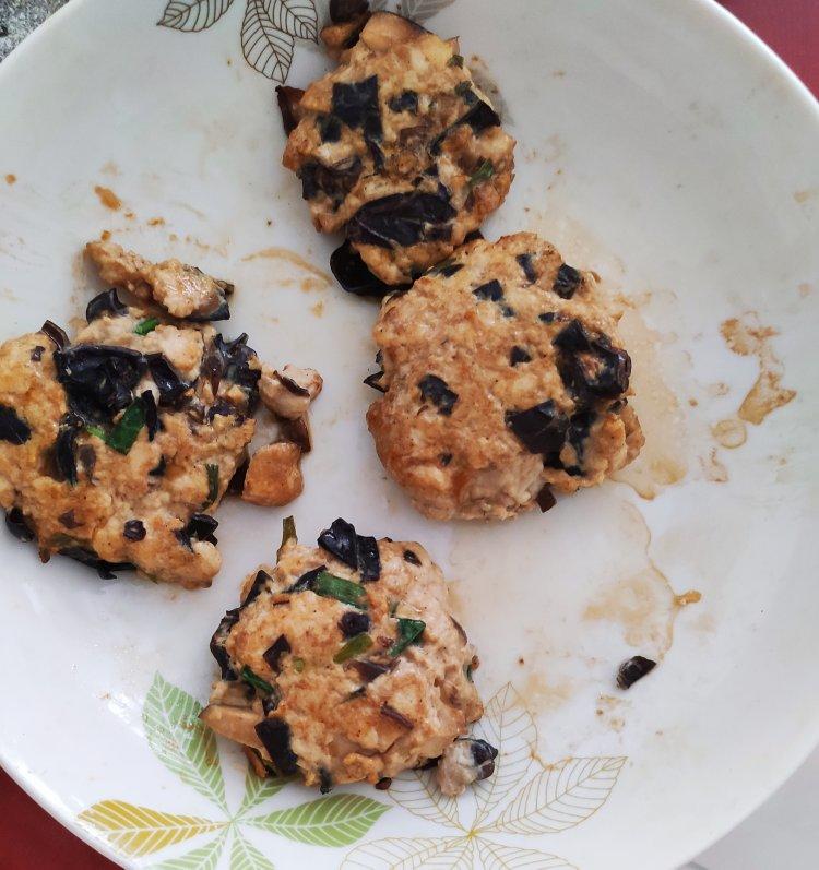 减肥餐低脂鸡胸肉饼