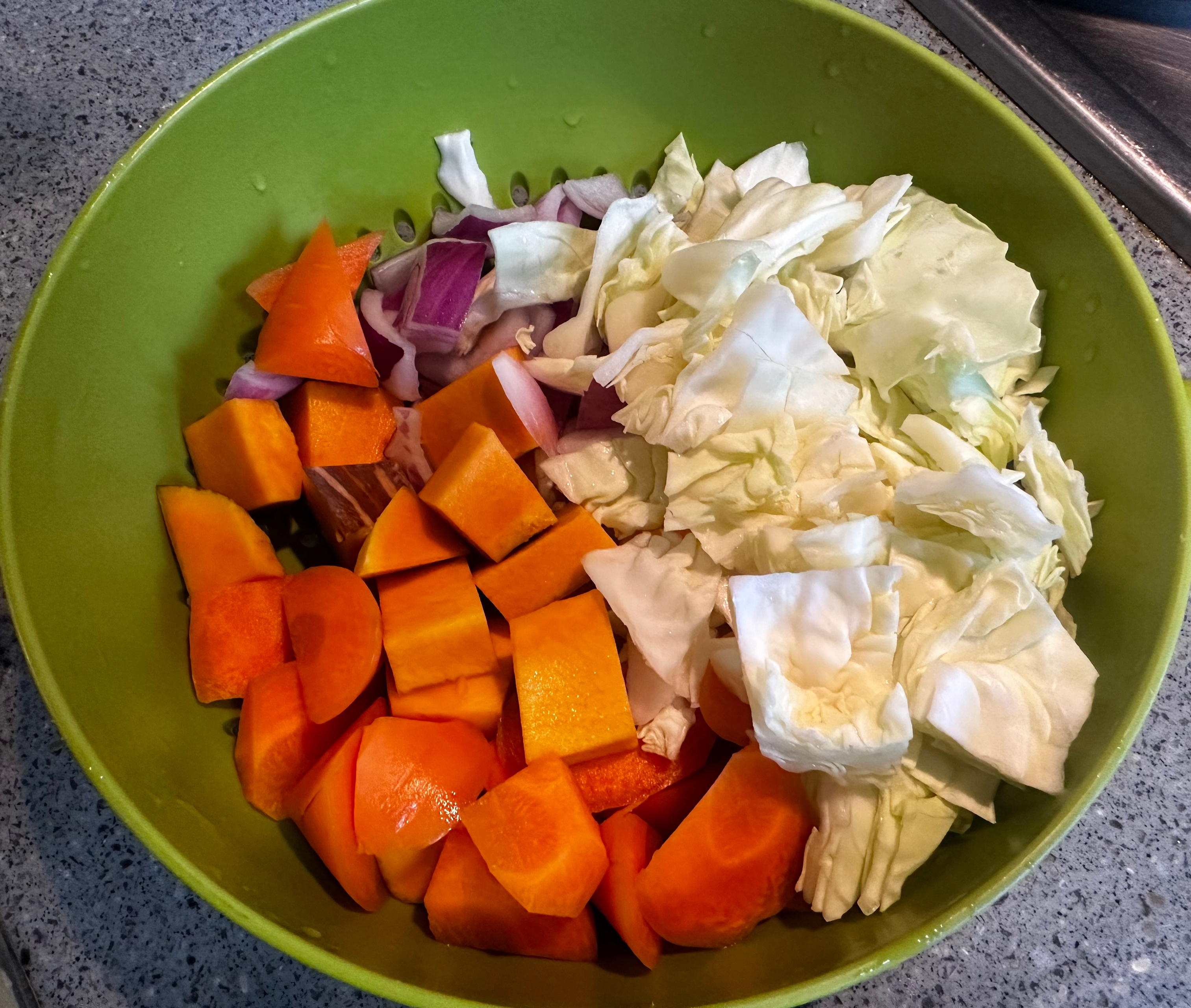 哈佛蔬菜汤，抗炎保健康的做法 步骤1