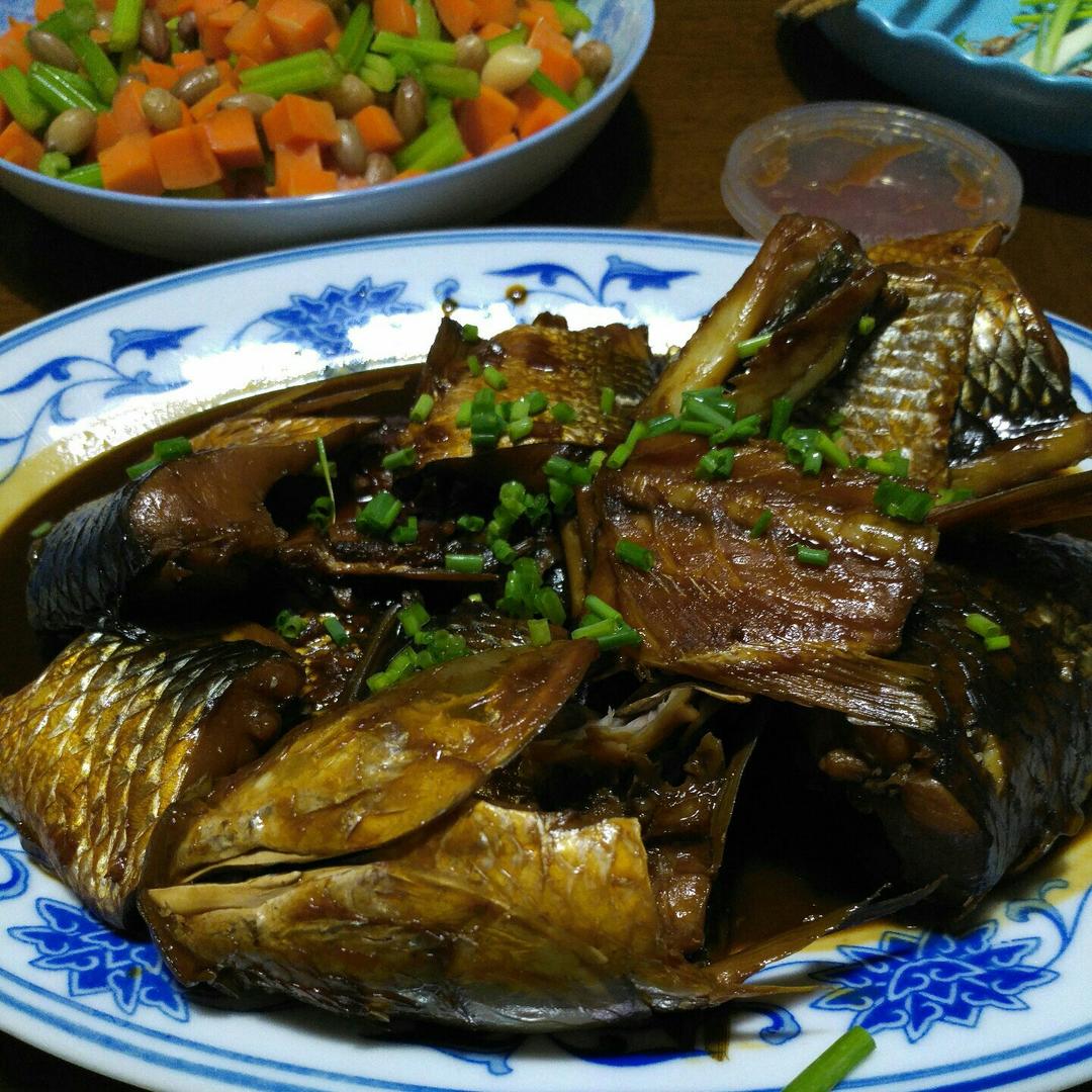 秘制长江子鱼