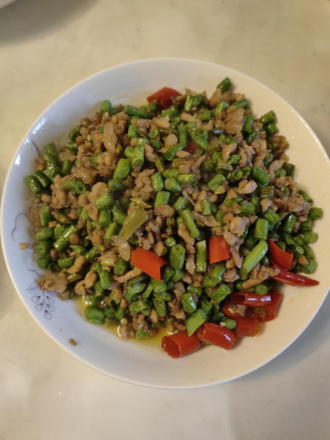 超简单的家常下饭菜猪肉末辣炒豆角