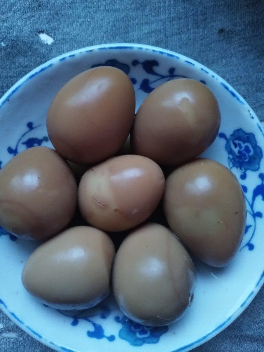 乡巴佬卤鹌鹑蛋