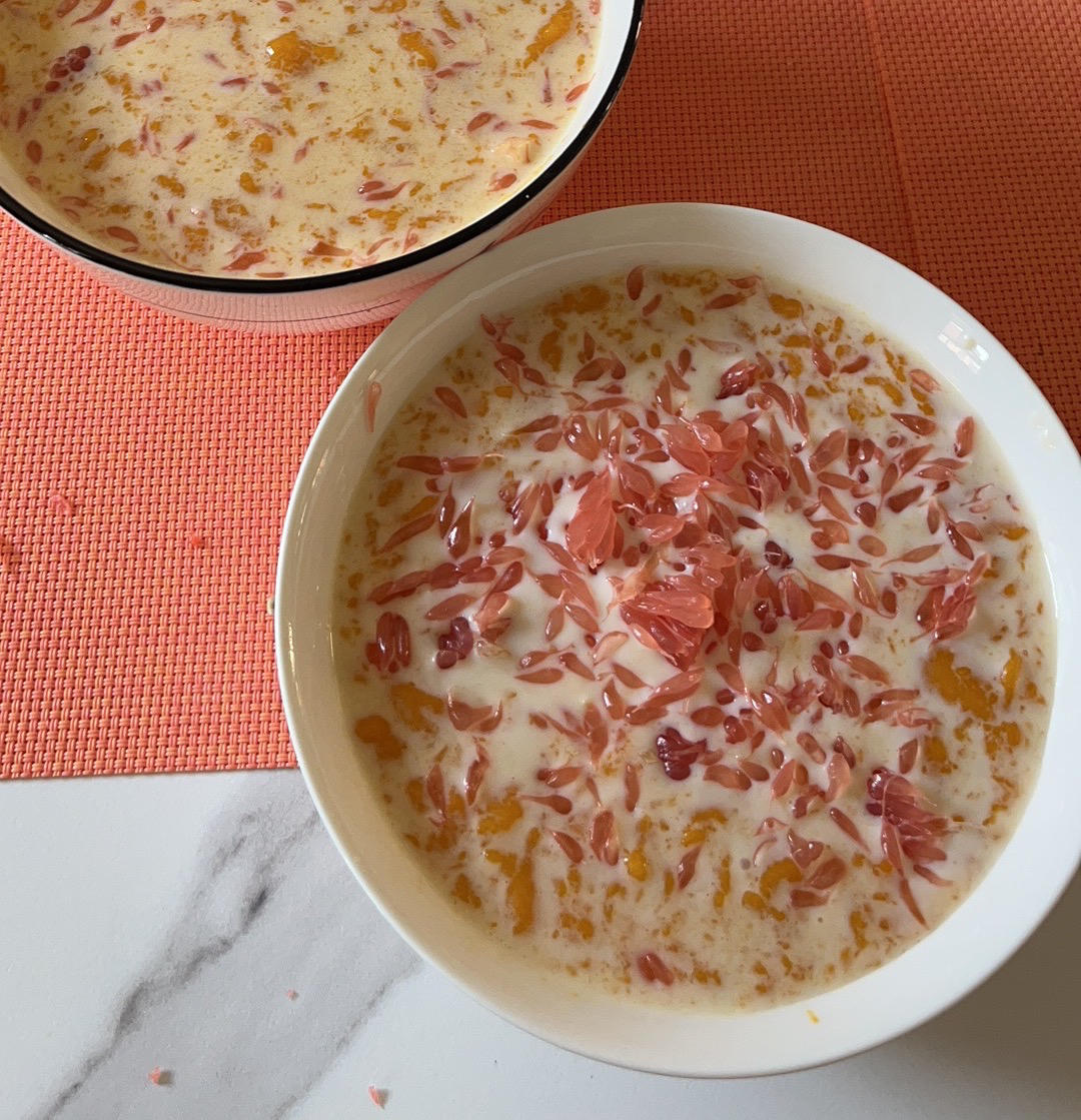 港式甜品——杨枝甘露(芒果西米露)附芒果花切法