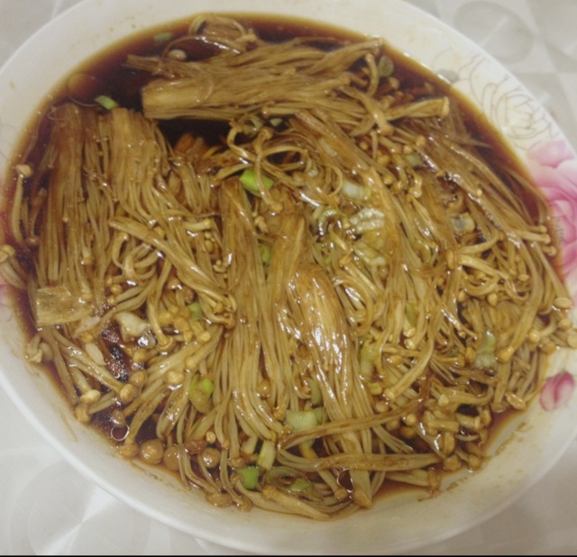 油泼金针菇