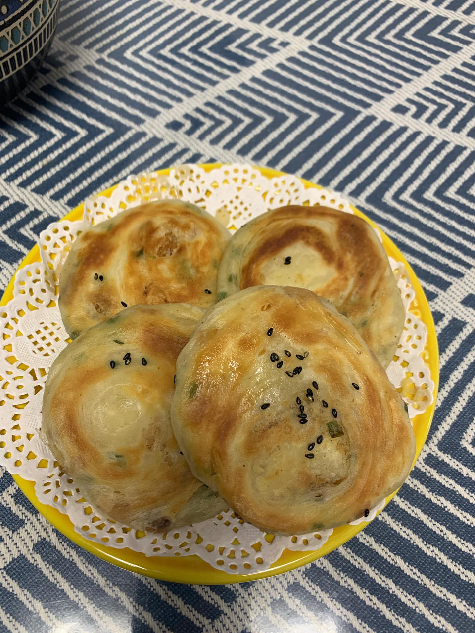 堂妈教你做飘香葱油饼