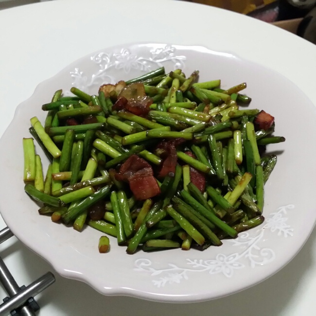 蒜苔炒腊肉