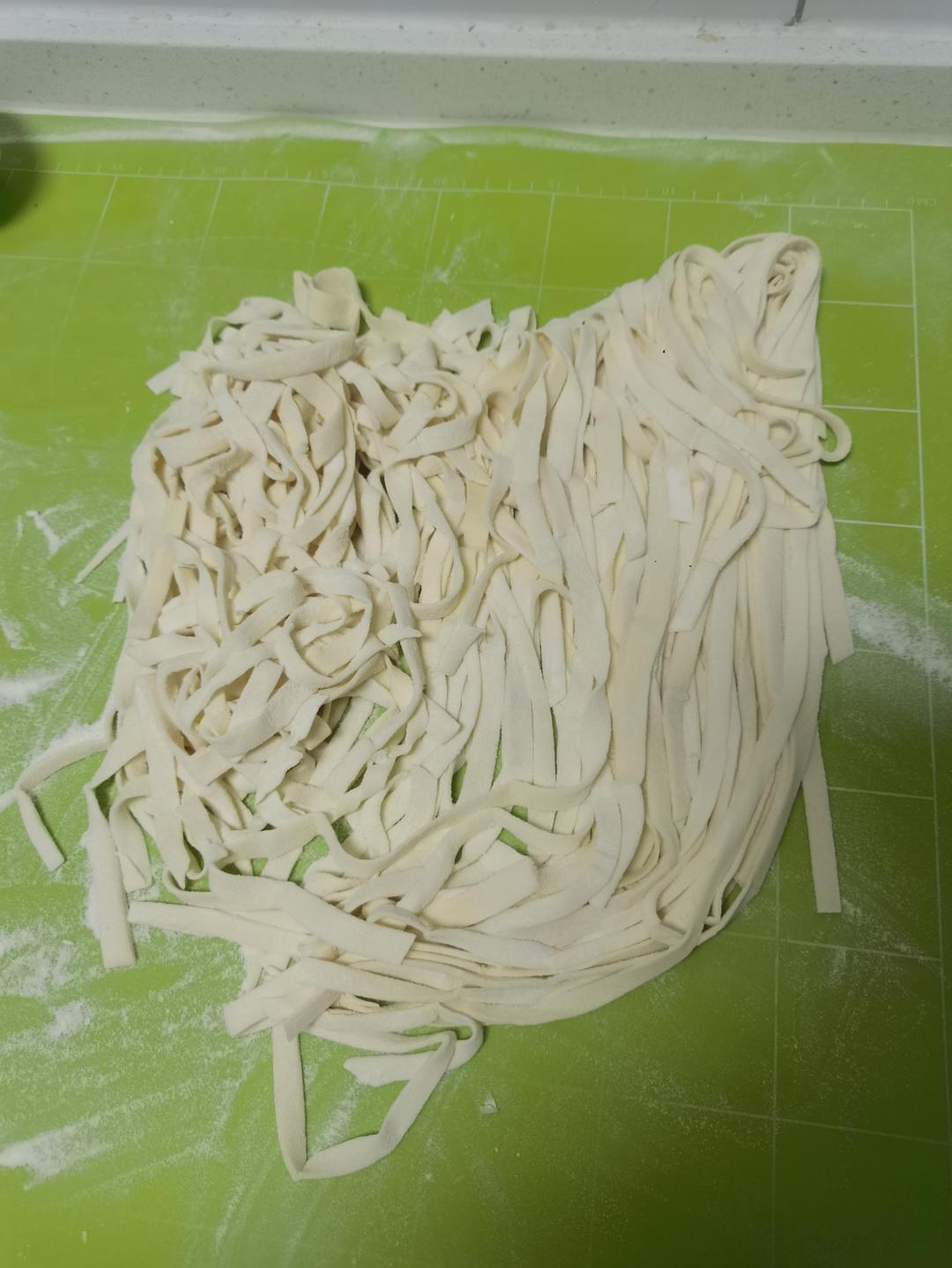 家常手擀面