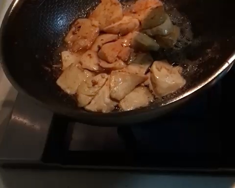 凤凰豆腐炒猪肉的做法 步骤5