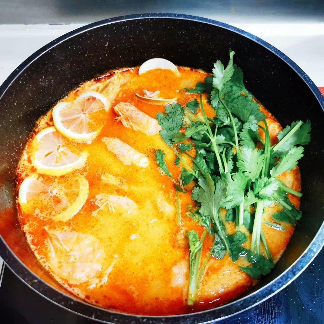 冬阴功汤(秒杀泰式餐馆冬阴功)