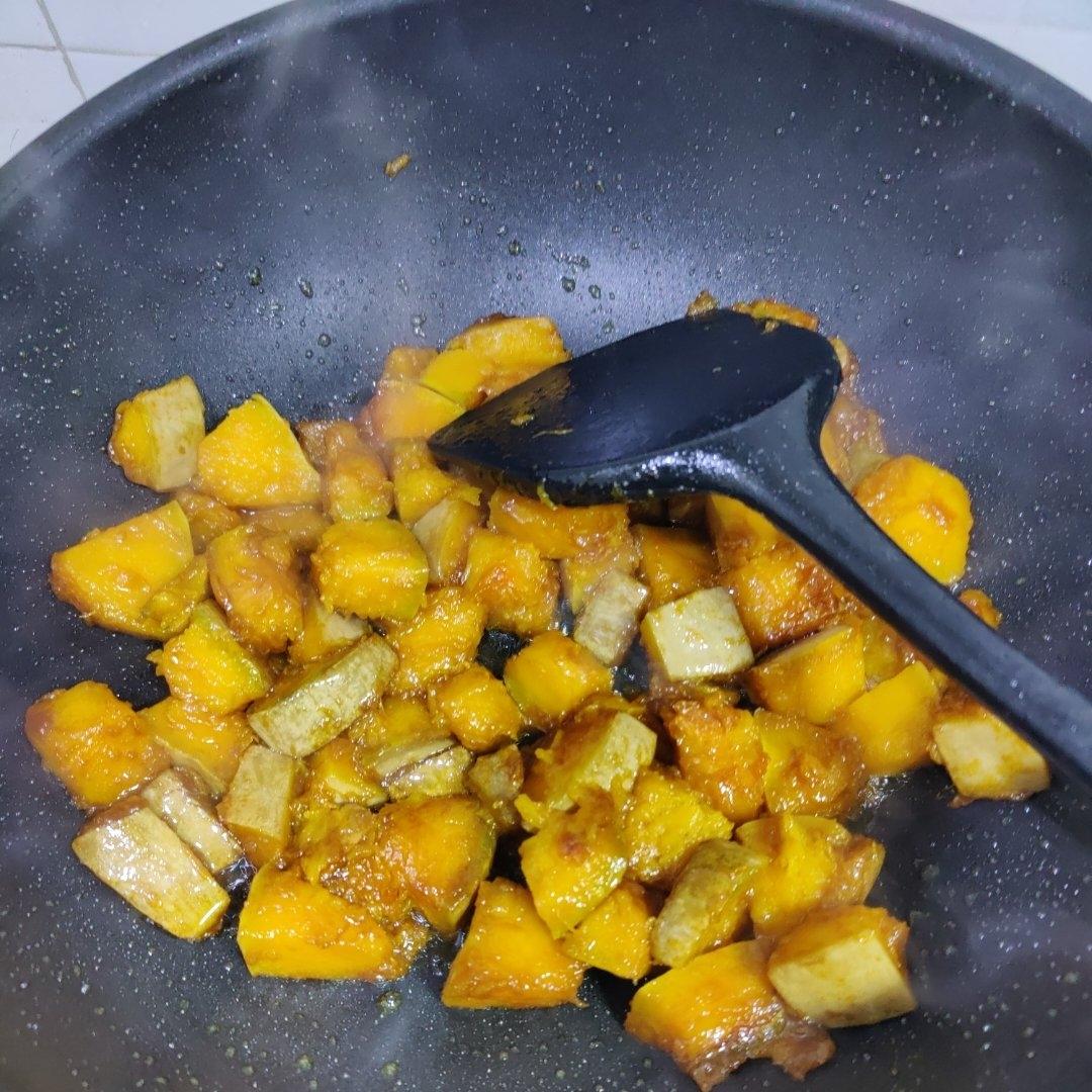 炒贝贝南瓜【超级快手下饭】