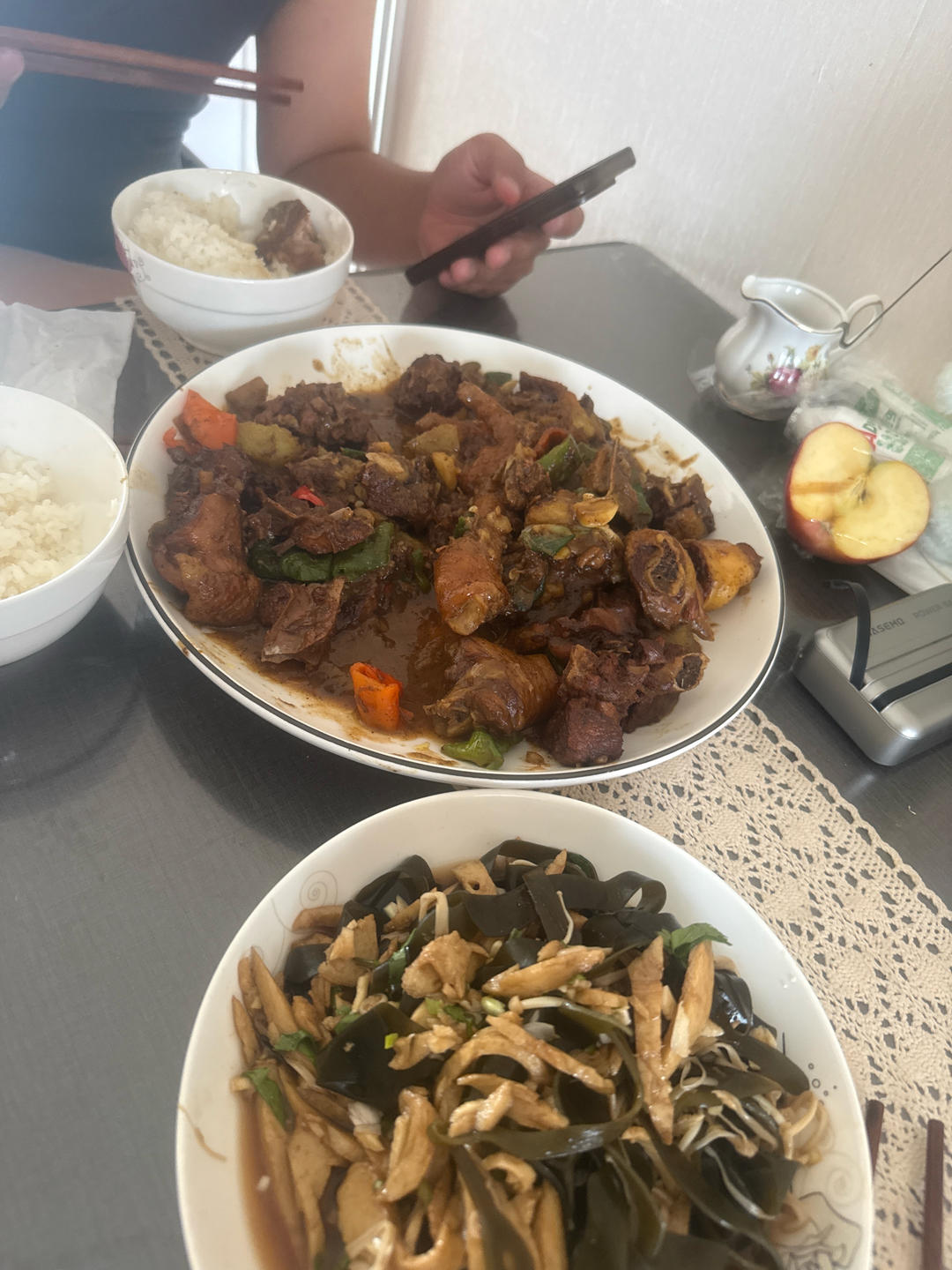 新疆大盘鸡无需争议