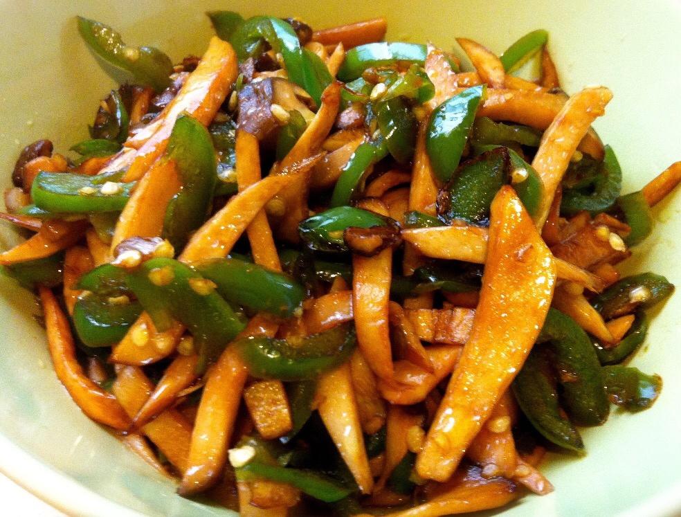 辣椒炒杏鲍菇的做法