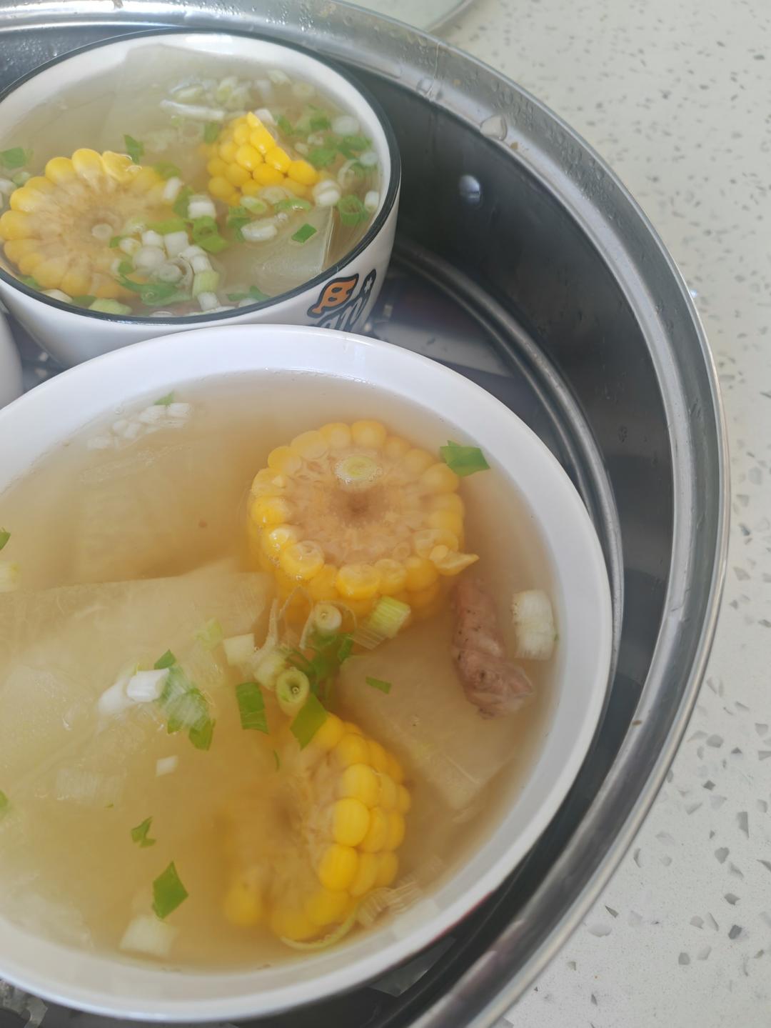 越吃越瘦的减脂餐——冬瓜玉米汤